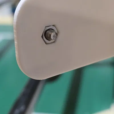 Giá treo tường cho Netgear 8-Port Switch (GS308)