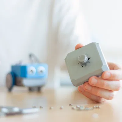 HP Robots | Module Otto Top (tops & hats)