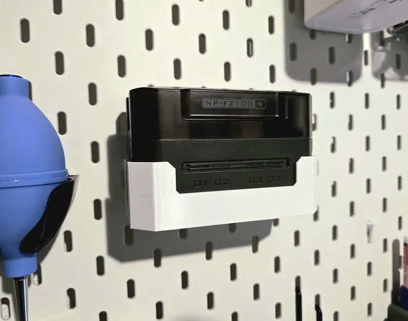 Giá đỡ sạc pin TILTA cho IKEA Skadis – T Clip system - Image 5