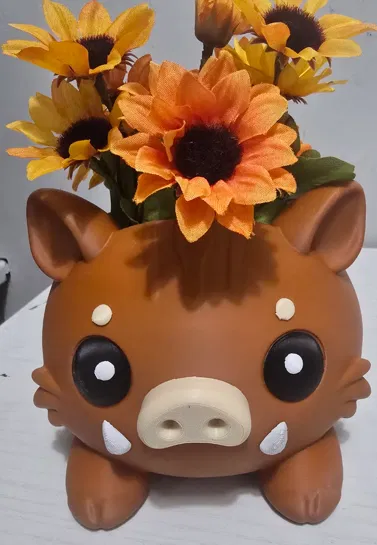 Chậu sen đá & Organizer bàn làm việc Heo Rừng Con Chibi (Nhiều phần, không AMS) - Image 1