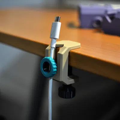 CableDock C System – Kẹp giữ cáp để bàn dạng modular với C-clamp