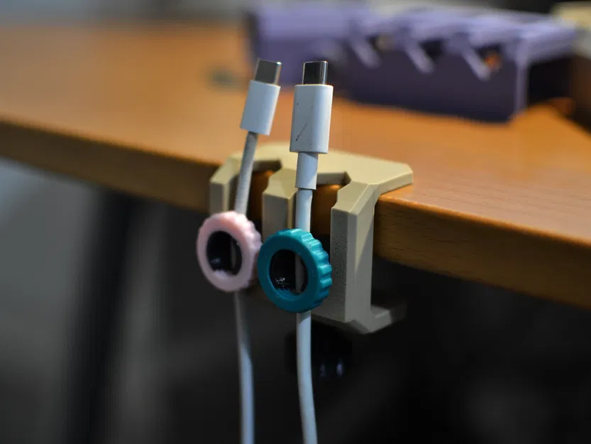 CableDock C System – Kẹp giữ cáp để bàn dạng modular với C-clamp - Image 3