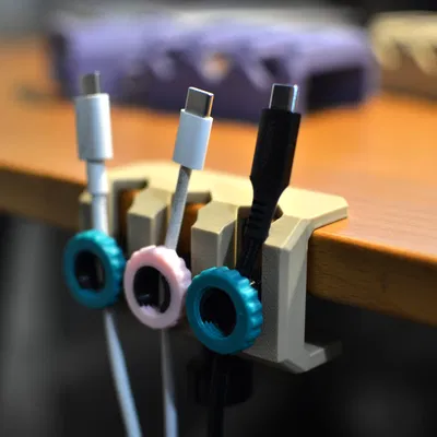 CableDock C System – Kẹp giữ cáp để bàn dạng modular với C-clamp