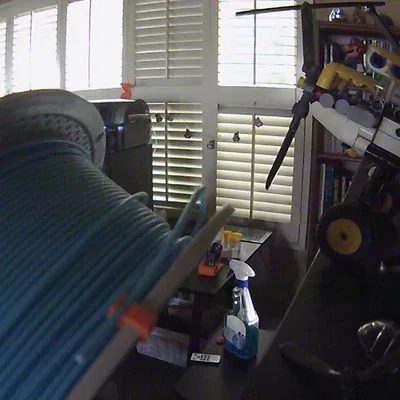 Kẹp giữ filament bên hông cuộn Bambu Spool