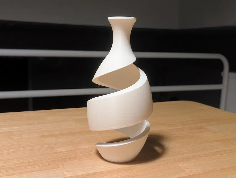 Bình hoa xoắn ốc (Spiral Vase) - Image 2