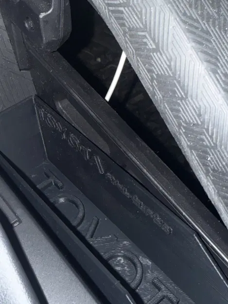 Insert hộc console cần số Toyota Tacoma 4th gen Heritage TOYOTA - Image 5