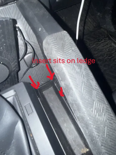 Insert hộc console cần số Toyota Tacoma 4th gen Heritage TOYOTA - Image 8