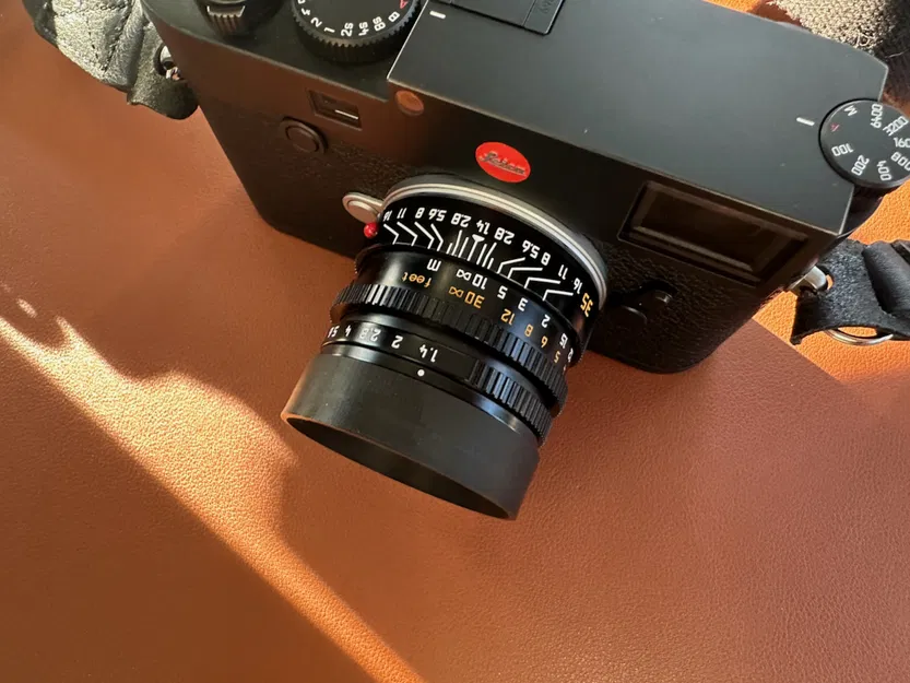 Lens Hood Low-Profile cho Light Lens Lab 35mm f/1.4 Aspherical - Image 1