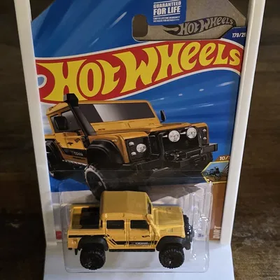 Kệ Trưng Bày Hot Wheels (Hot Wheels Display)
