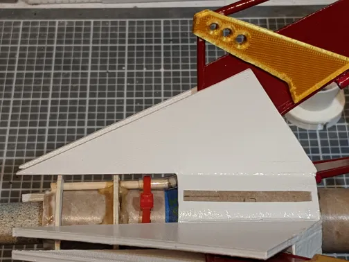 Tấm ốp hông hộp càng đáp Outlander (Outlander Landing Gear Box Side Panel) - Image 1