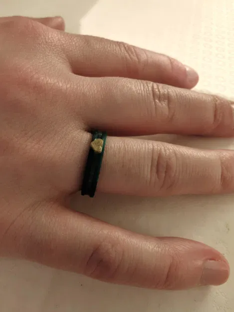 Nhẫn có hoặc không có trái tim (Ring with or without hart) - Image 3