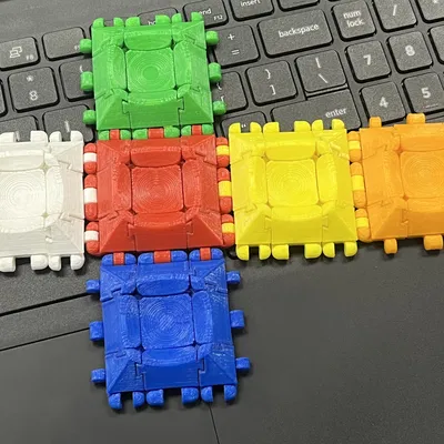 Khối Rubik 3x3 gấp gọn (Folding 3x3 Rubik’s cube)