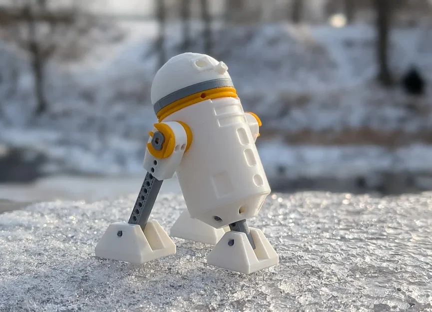 STEM-Droid Companion – Robot STEMFIE để bàn - Image 1