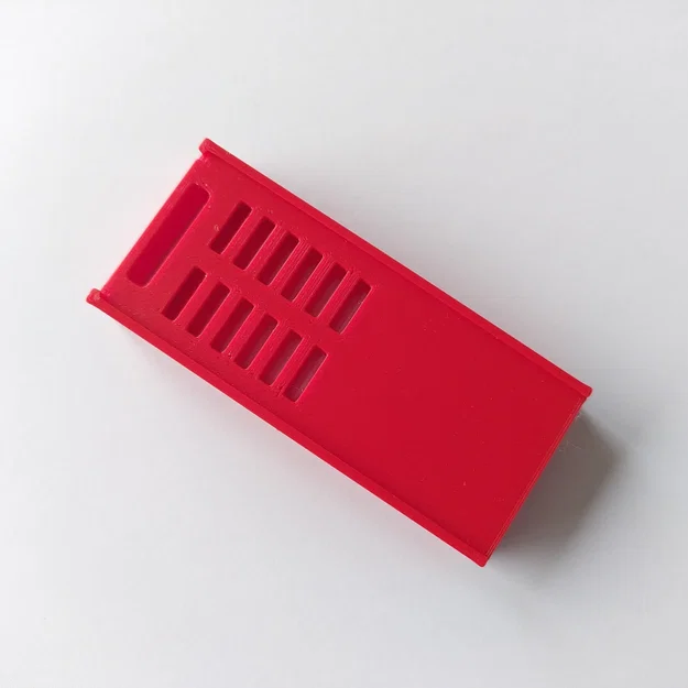 Queen cage 5R - Image 1