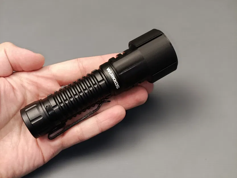 Đèn pin Wurkkos TS28 - Nắp bảo vệ lens và nút bấm - Image 5