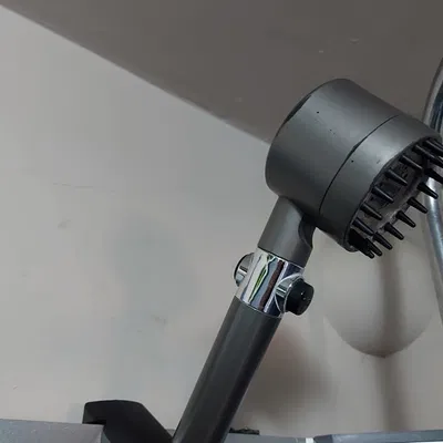 Giá treo đầu sen móc lên vách kính (khớp côn 23–21mm)