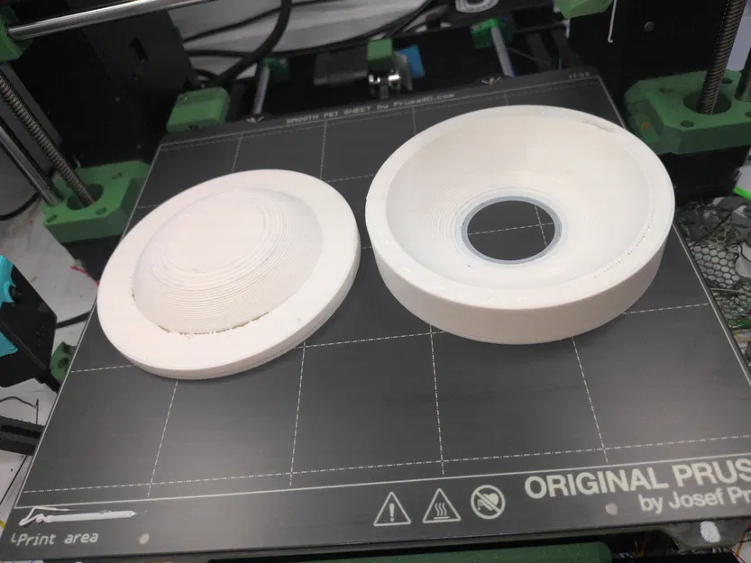 Khuôn Bê Tông Trạm Cho Ong Uống Nước (Bee Watering Station Concrete Mold) - Image 2