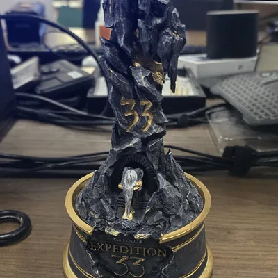 Clair Obscure Expedition 33 Monolith