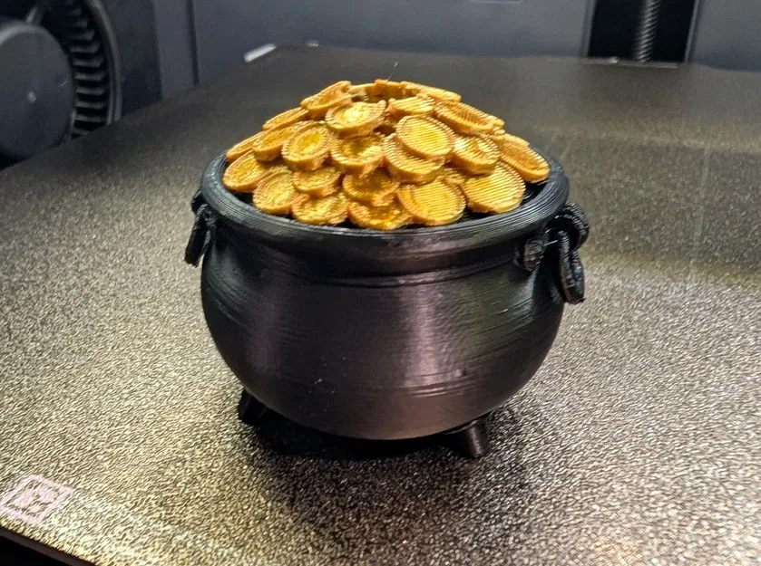 Chụp ống hút nồi vàng cho ngày Saint Patrick - Image 2