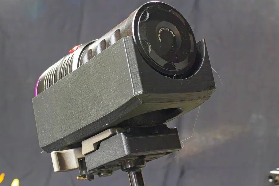 Giá đỡ đèn pin UV ALONEFIRE H42UV có lỗ gắn insert 1/4-20 - Image 2