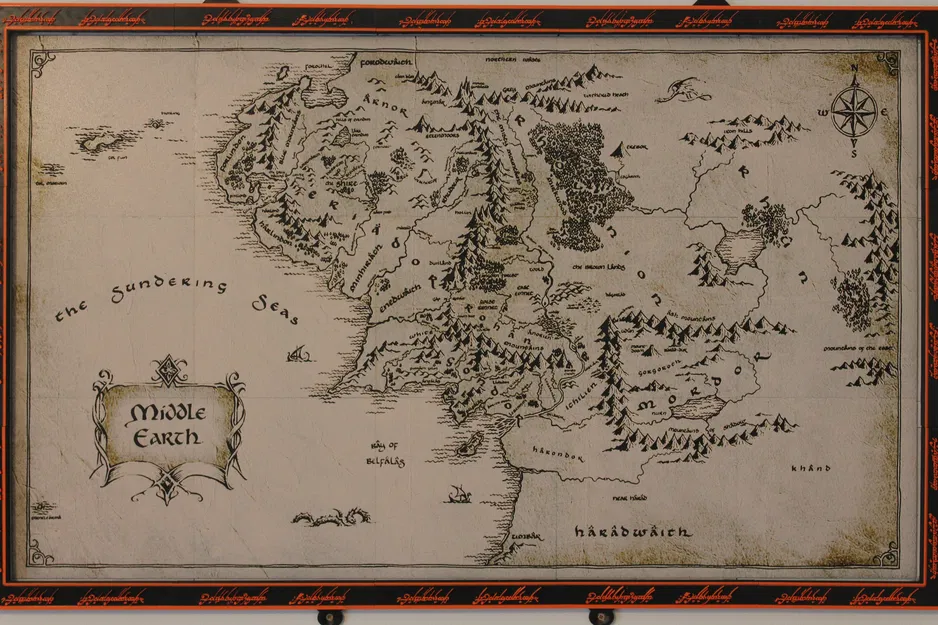 Bản đồ Trung Địa (Middle-earth) cỡ lớn – ghép 15 mảnh - Image 1