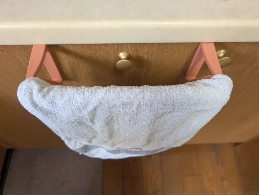 Móc Treo Khăn Qua Cửa Tủ Bếp v5 (Open Source, Parametric) - Image 2