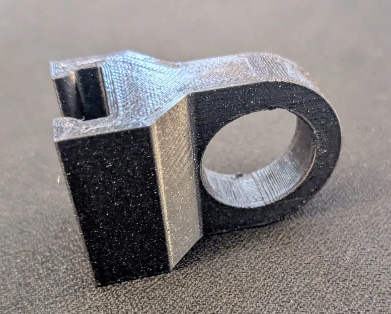 Tay cầm rút phích điện - Schuko / CEE-7-7 / IEC - Image 2