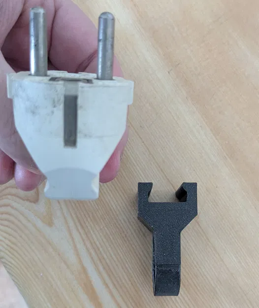 Tay cầm rút phích điện - Schuko / CEE-7-7 / IEC - Image 3