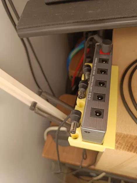 Giá mount Harley Benton PowerPlant ISO-5 Pro kèm ngàm giữ cáp - Image 4