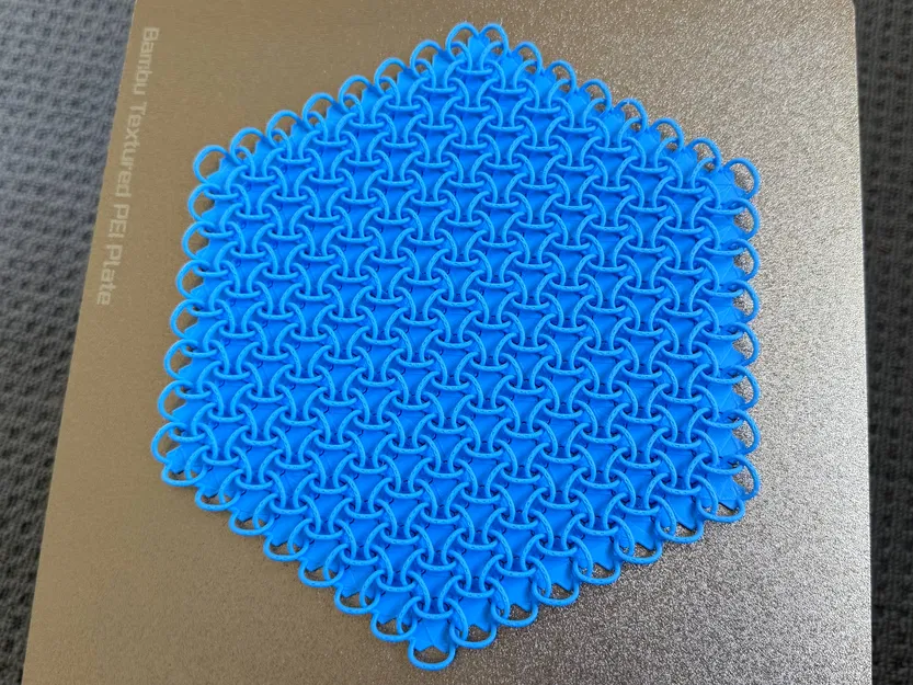 Truchet Pattern Chainmail Fabric – Vải Giáp Chainmail Hoạ Tiết Truchet - Image 4