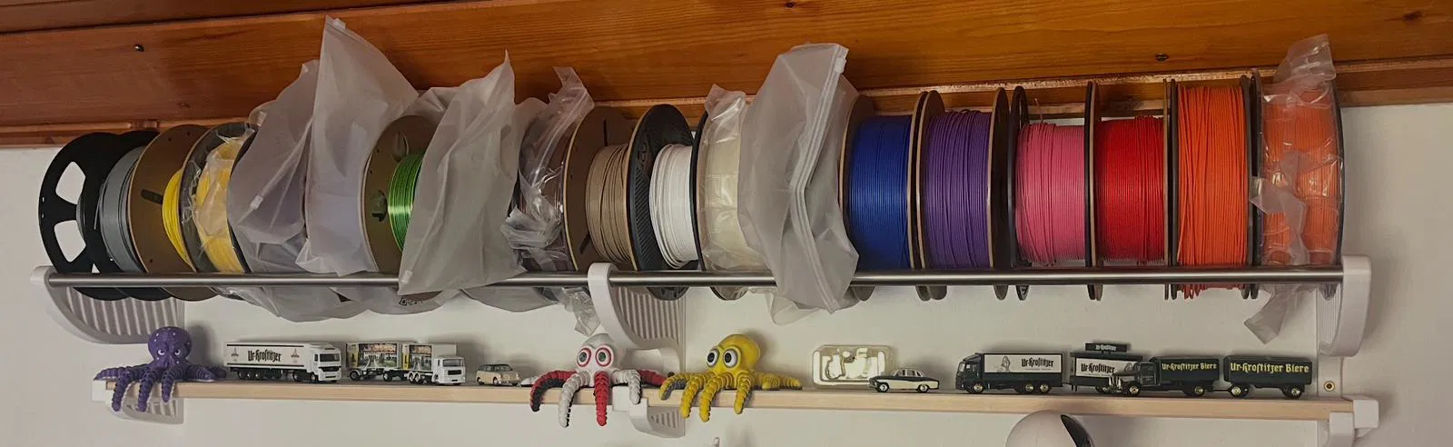 Filament Regal – Kệ để Filament - Image 1