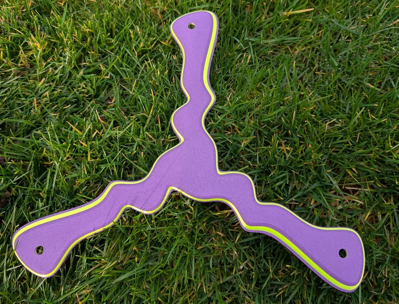 Boomerang Triblader Uốn Lượn (Squiggly Triblader Boomerang) - Image 1