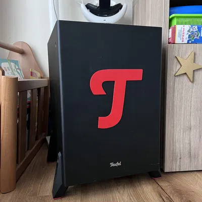 Logo chữ T lớn của Teufel