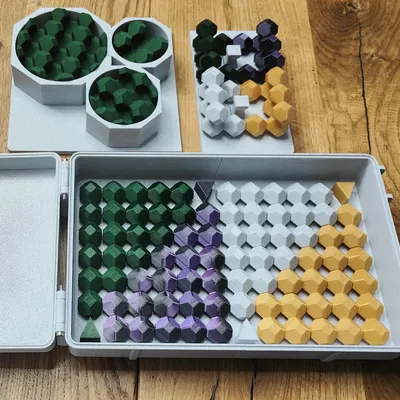 Hộp 4 người chơi cho HedronStack (game 3D cân bằng/xếp chồng)