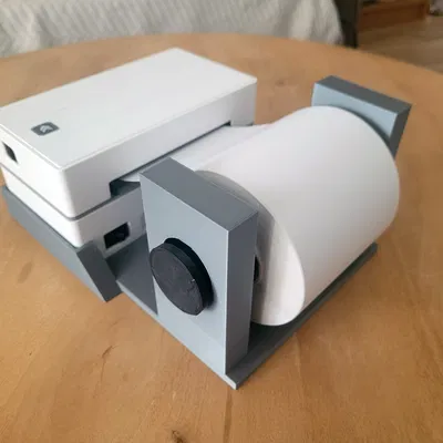 MUNBYN ITPP130B - Bệ đỡ máy in nhiệt & giá treo cuộn tem all-in-one