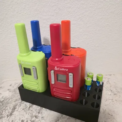 Dock bộ đàm Cobra RX-100 kèm ngăn lưu trữ pin AAA