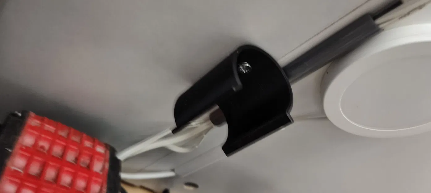 Giá treo máy vặn vít Parkside 4Volt (D35mm) - Image 2