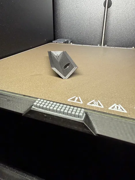 Core One/+/L Side Pocket Edge Cover – Nắp che mép hộc bên - Image 3