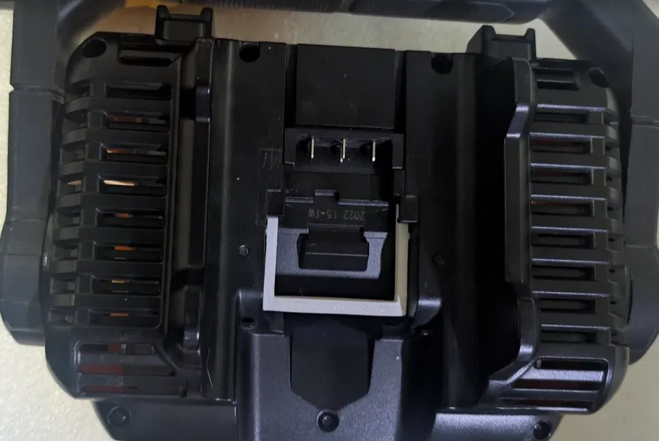 Kẹp DeWalt cho Đèn Compact Task Light - Image 1