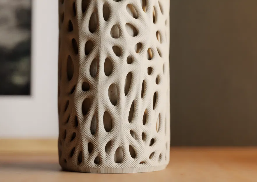 DECIMATED VASE – Bình hoa lưới organic 2 lớp - Image 2