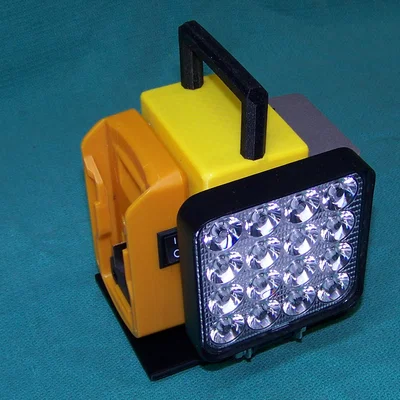 DeWalt 20V sang 12V: Multi Power Outlet có đèn, USB, đế nam châm, gắn tripod