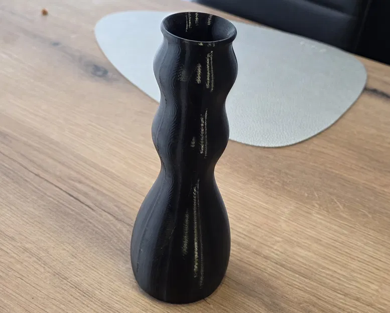 Bình Hoa Đơn Giản Để Cắm Vài Bông - Image 2