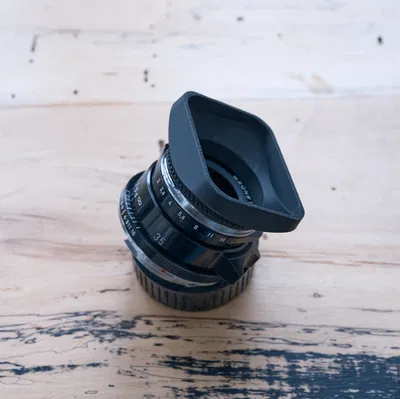 Hood che nắng vuông ren vặn 39mm cho 35mm