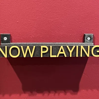 Now Playing! Kệ trưng bày Record/Vinyl/LP gắn tường dễ làm