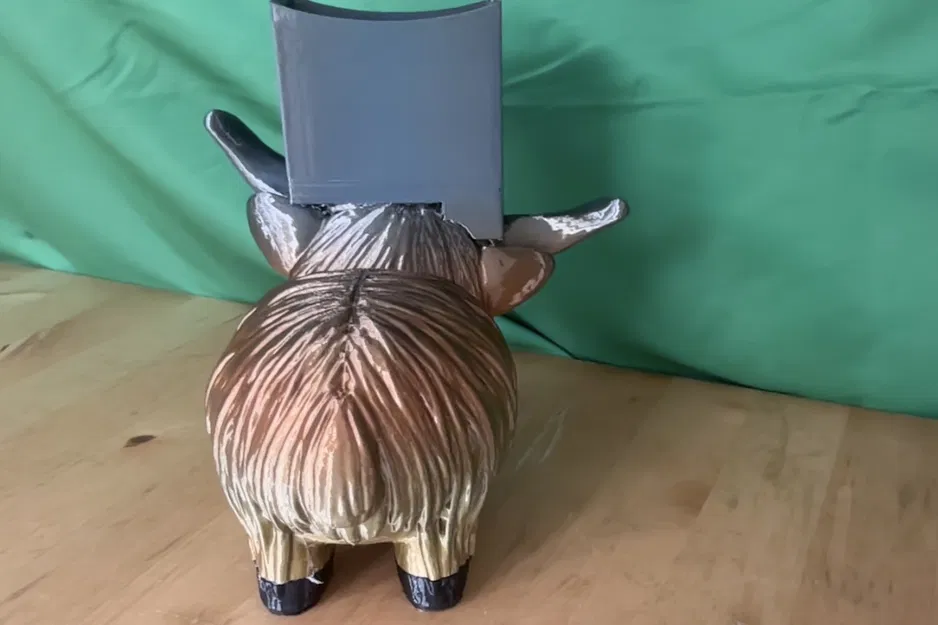 Giá phơi miếng rửa chén hình bò Highland (Highland cow sponge dryer) - Image 3