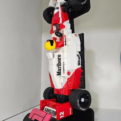 Giá đỡ trưng bày cho xe F1