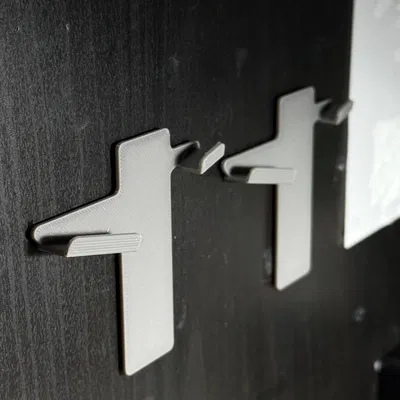 Giá/ крепёж gắn thước cặp (caliper) – bắt vít hoặc dán băng keo 2 mặt