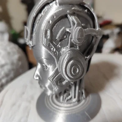 Đầu Android khác (another android head)