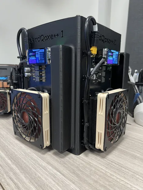 NerdQaxe++ Tower – Tháp gắn 4 miner, làm mát bằng quạt Noctua 140mm - Image 1