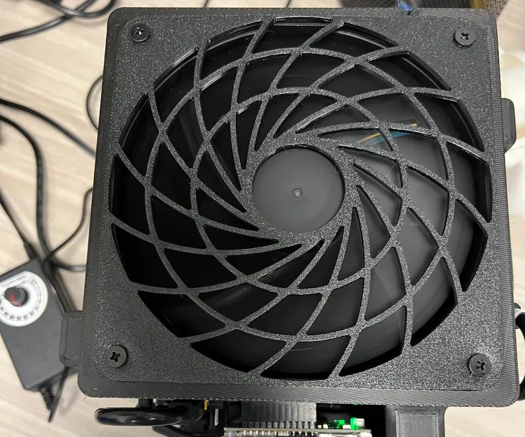 NerdQaxe++ Tower – Tháp gắn 4 miner, làm mát bằng quạt Noctua 140mm - Image 5